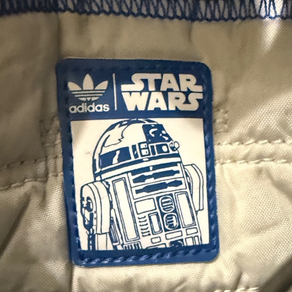 Adidas Men's Star Wars special edition R2D2 - Picture 2 of 8